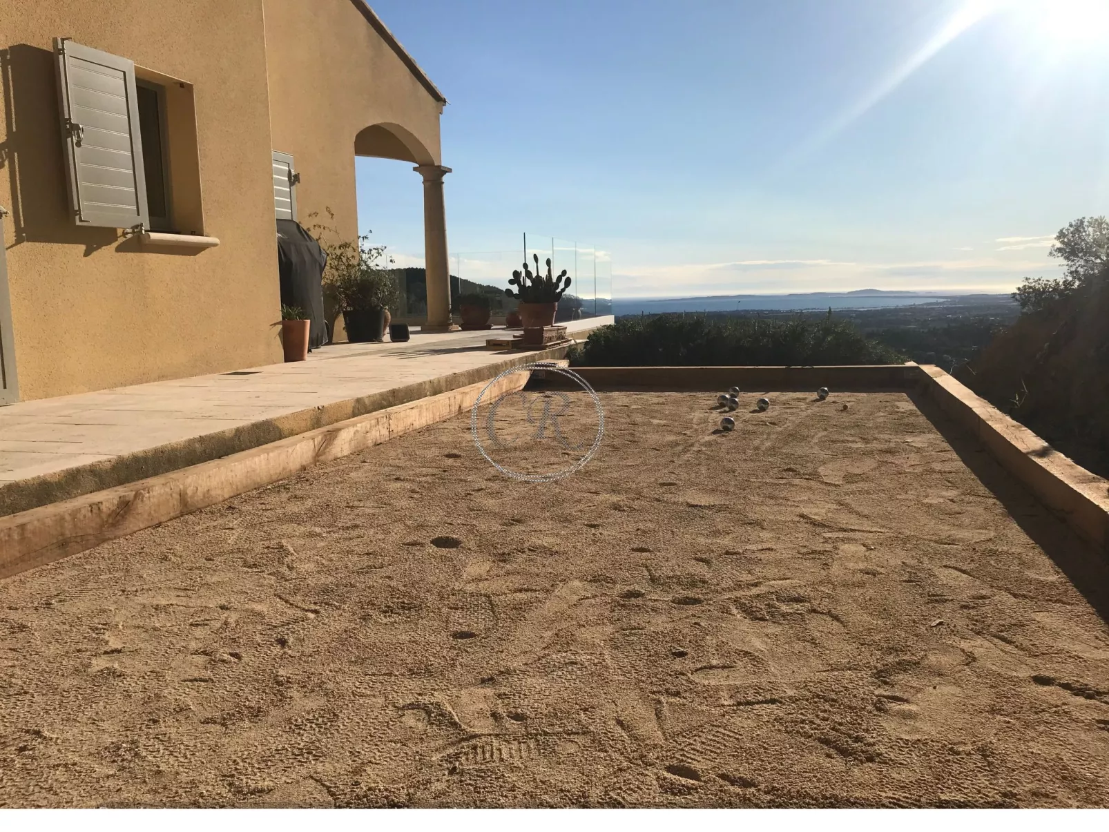 Wunderschöne Villa in Valcros mit Pool und Meerblick-Buiten