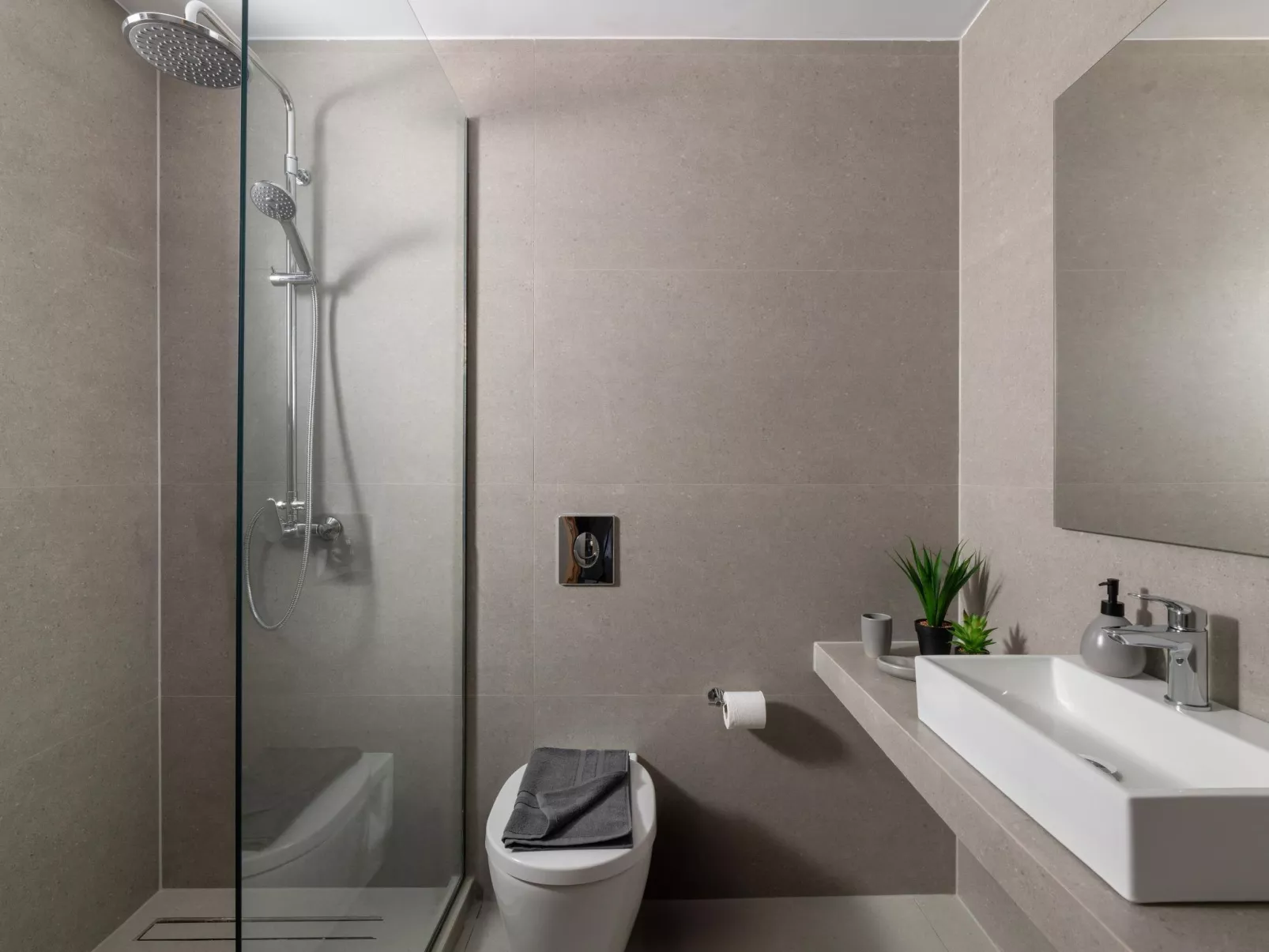 Salzige Luxus-Villa 4-Binnen