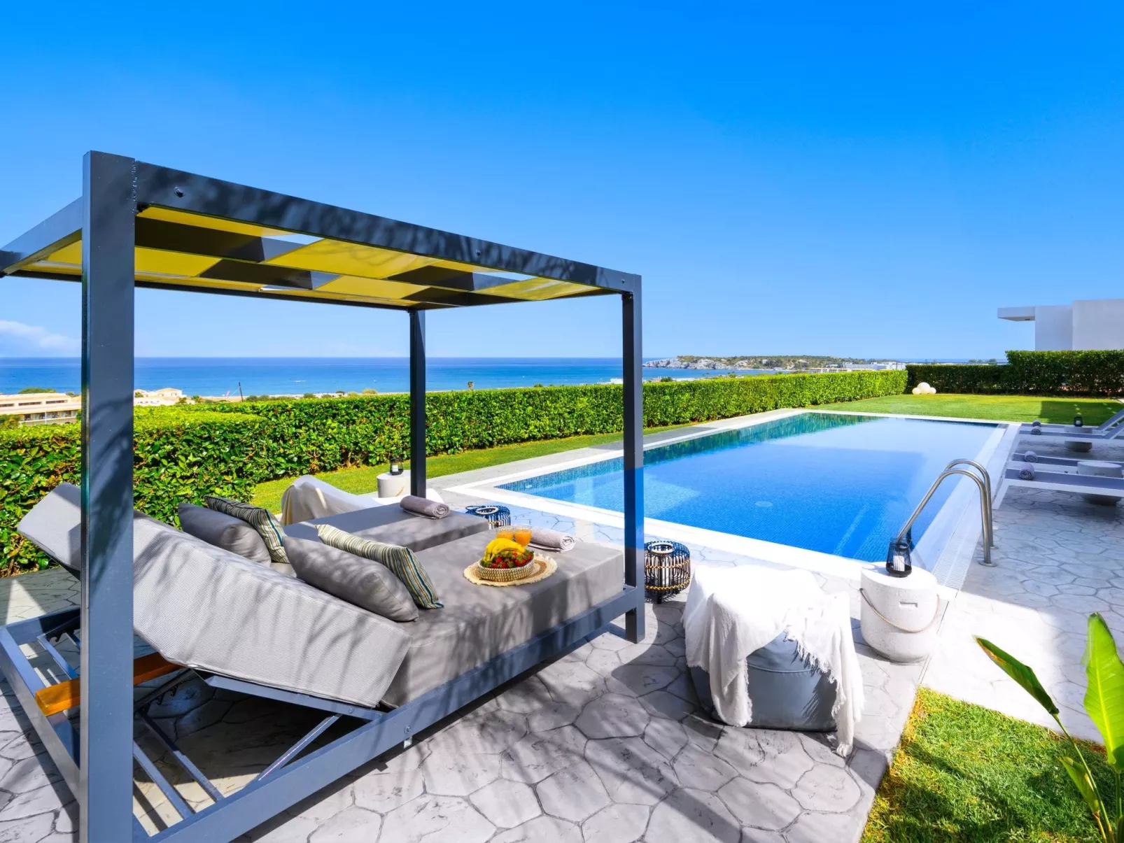 Moderne Villa mit Hügel- und Meerblick-Buiten