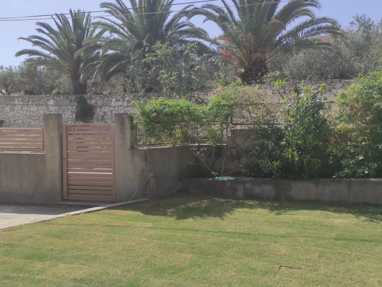 Sea Breeze Villa, atemberaubender Garten mit Meerblick-Buiten