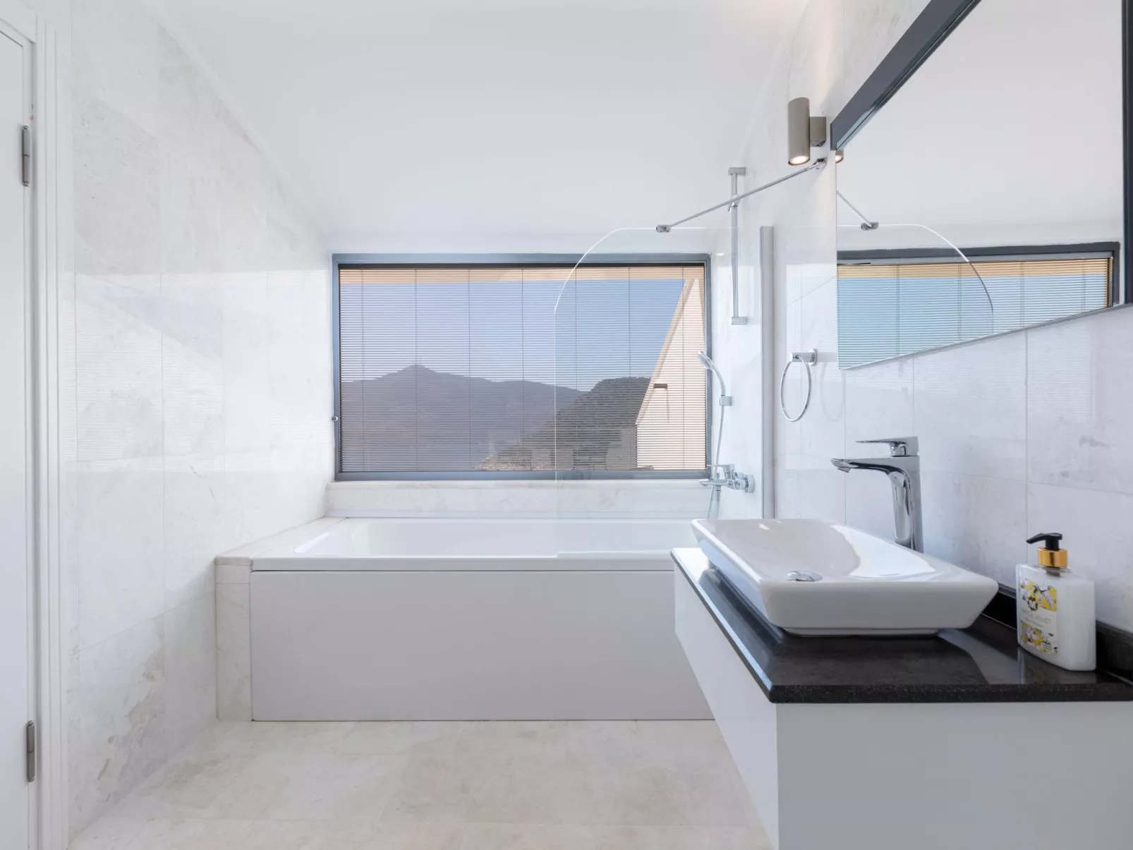 Stylische Ferienvilla für 10 Personen-Binnen