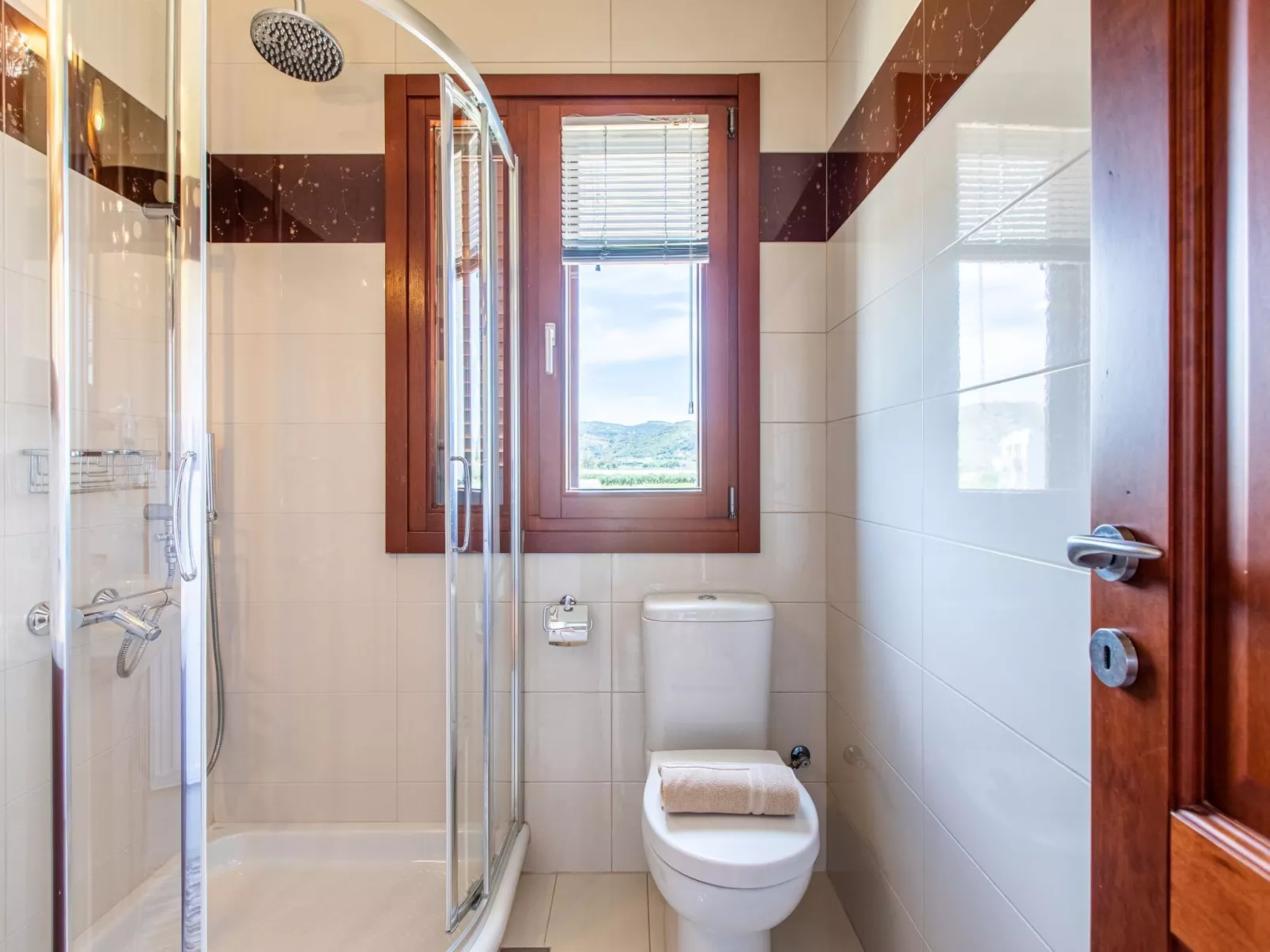 Cold Crest Haus-Binnen