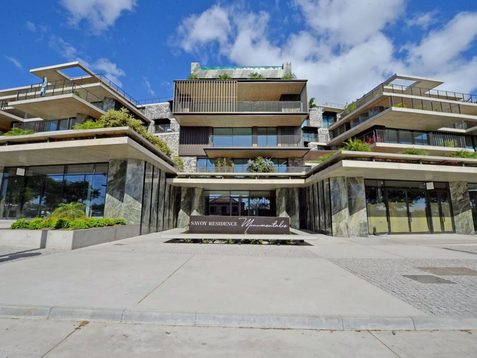 RJS Savoy Monumentalis-Buiten