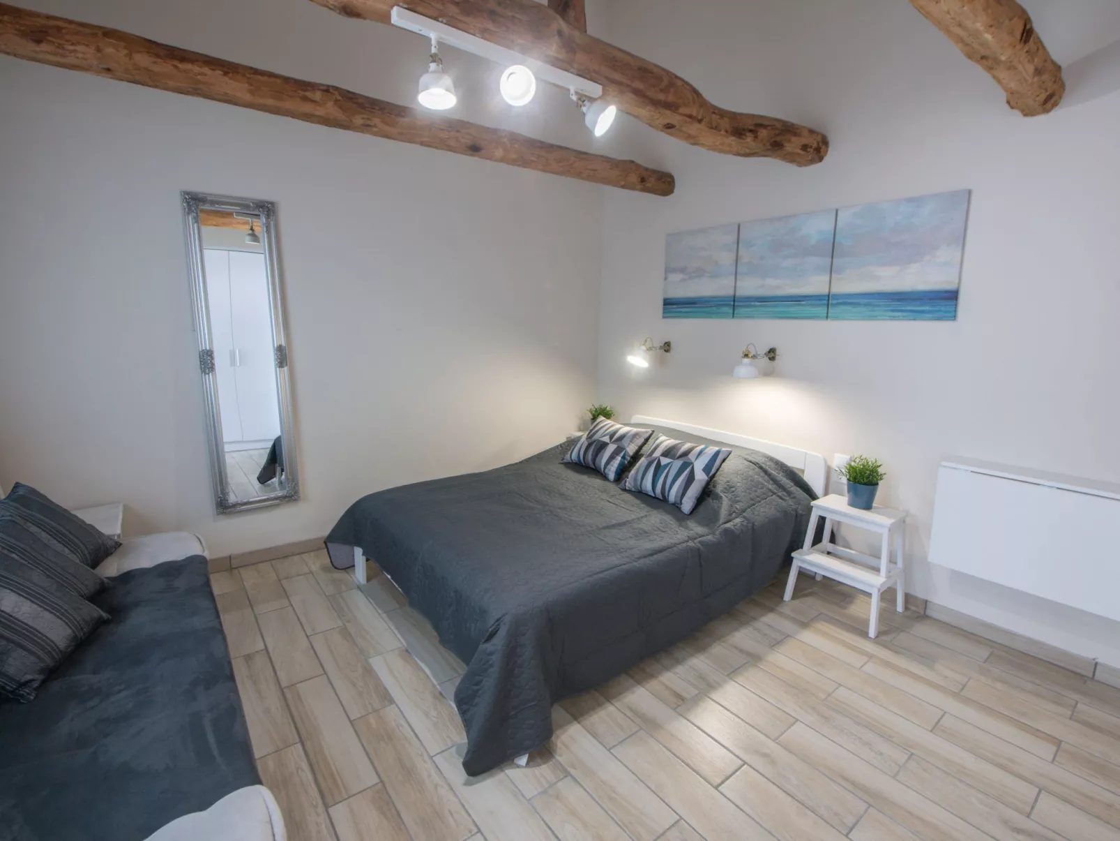 Charmantes Appartement Caesar mit Terrasse-Binnen