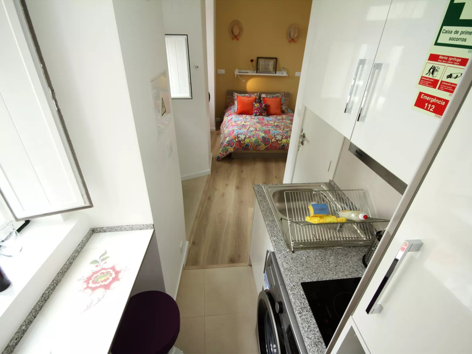 Alfama Right Point, Studio Santo Estevão-Image-tags.info