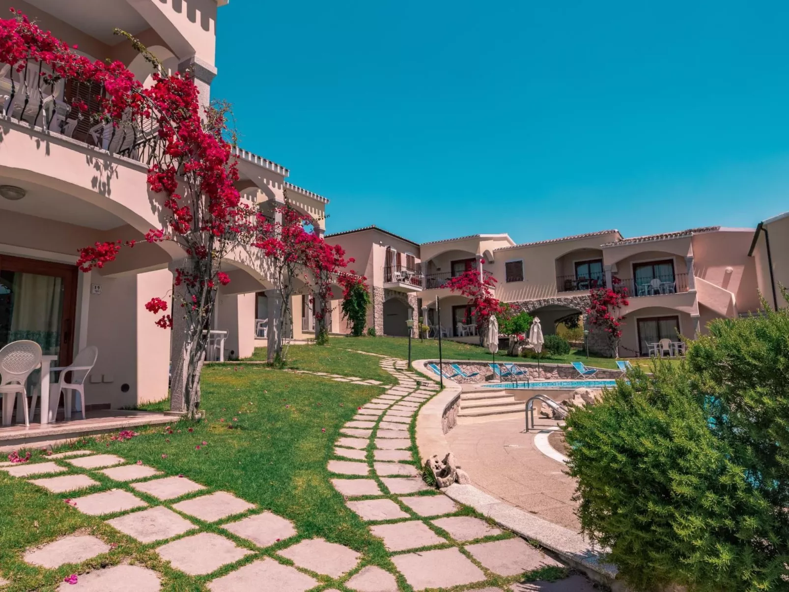 Badus in Badesi-Buiten