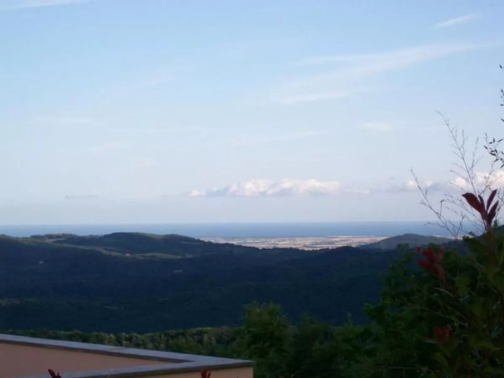 'Horizons' mit Schwimmbad-Image-tags.info