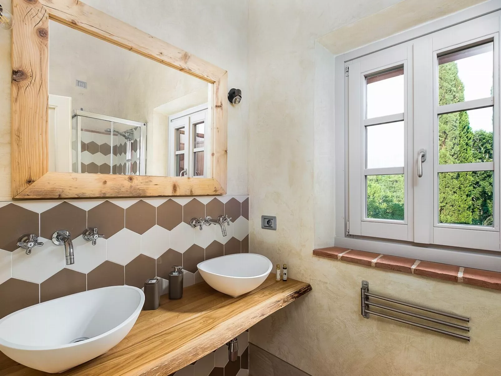 'Cypress T4 rota'-Binnen