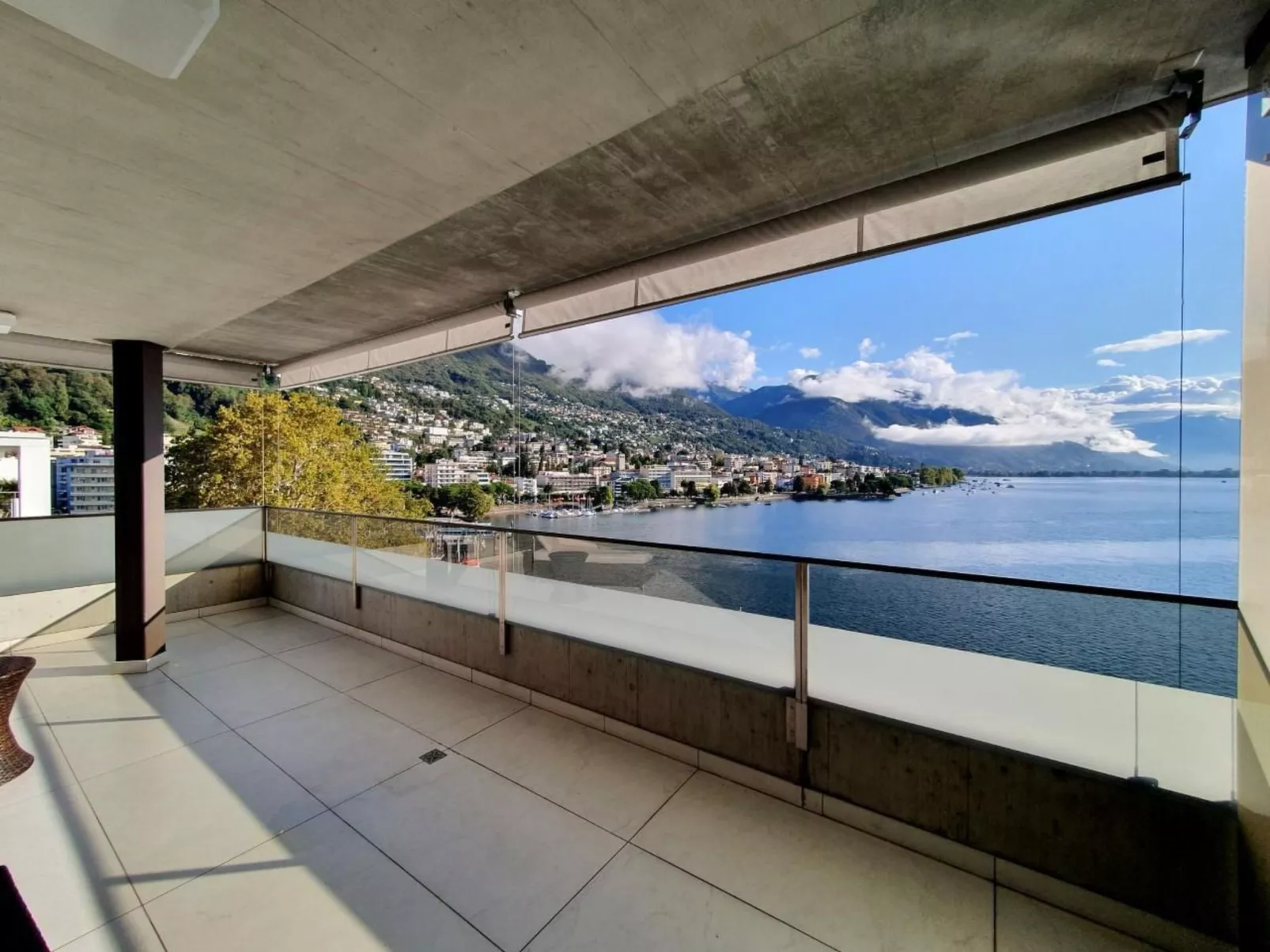 Lake View Penthouse 701-Image-tags.info