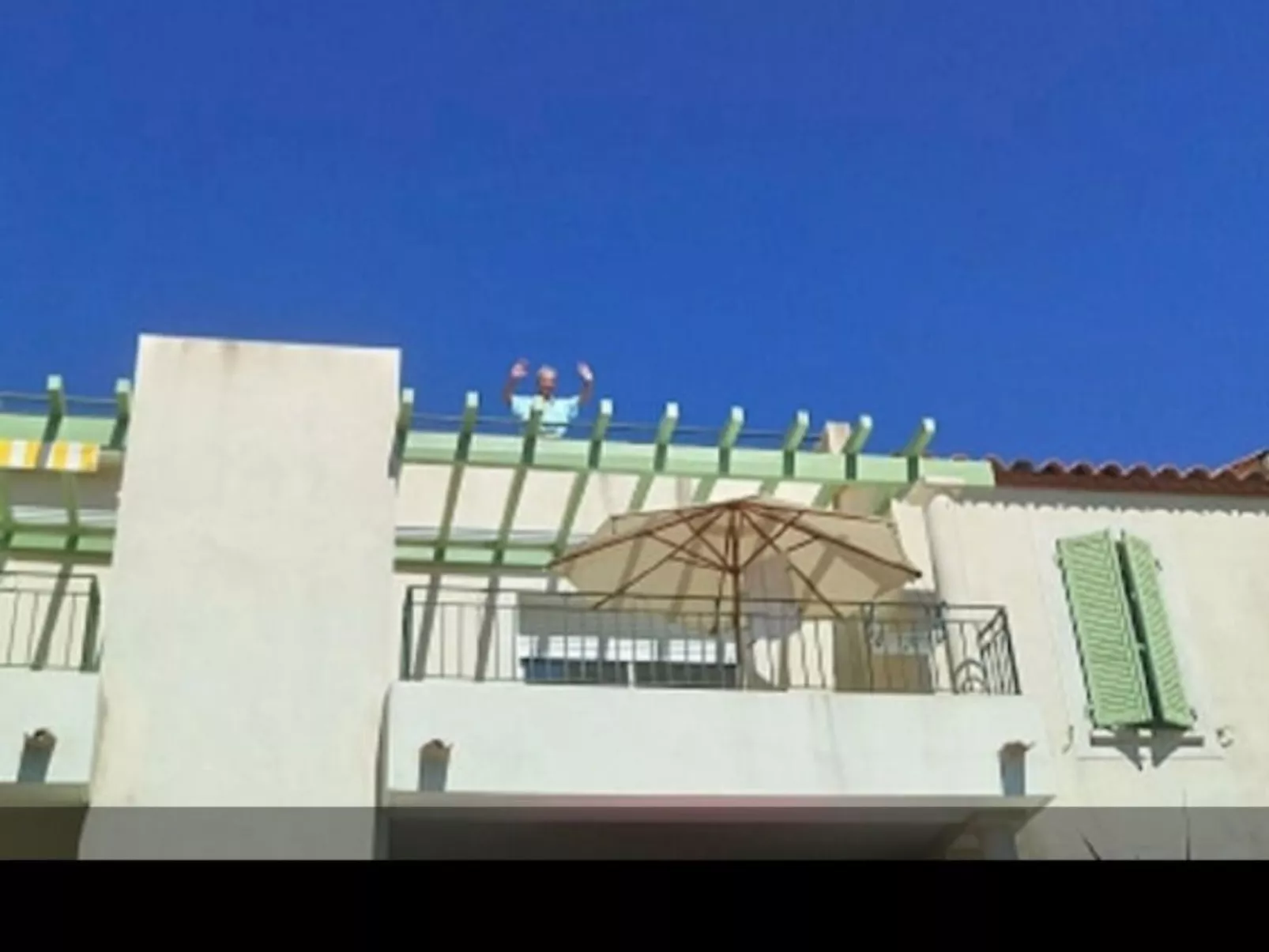 "La Vigneraie 2" (Weinberg)-Buiten