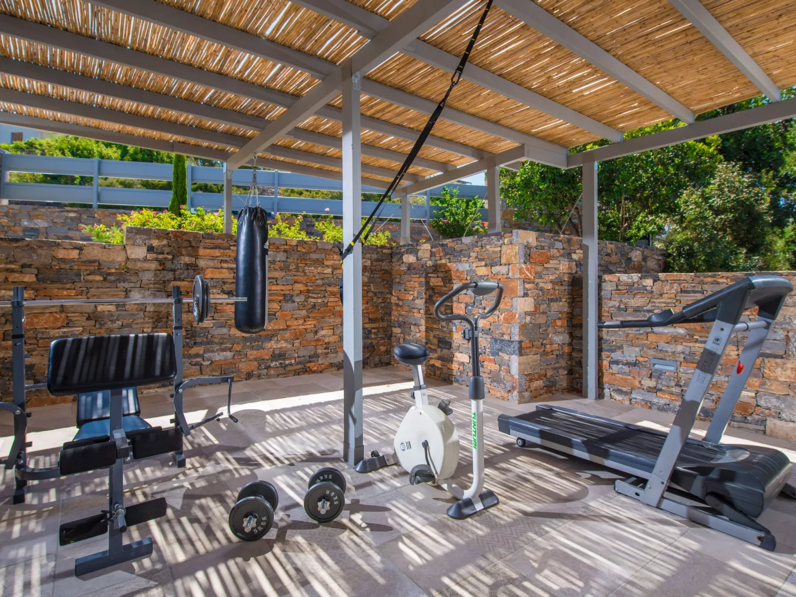 Haus in Agios Nikolaos mit außergewöhnlicher Aussicht-Buiten