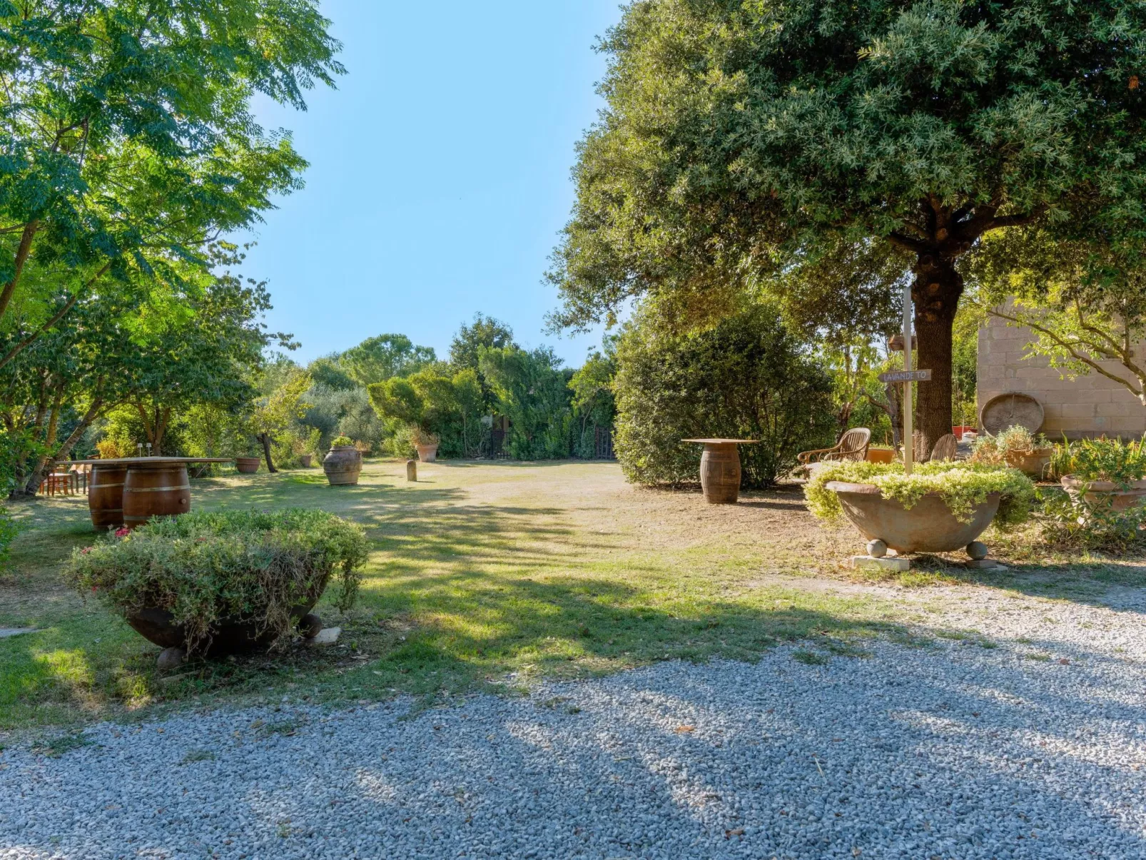 Flach 'Molinello Cipresso-Buiten