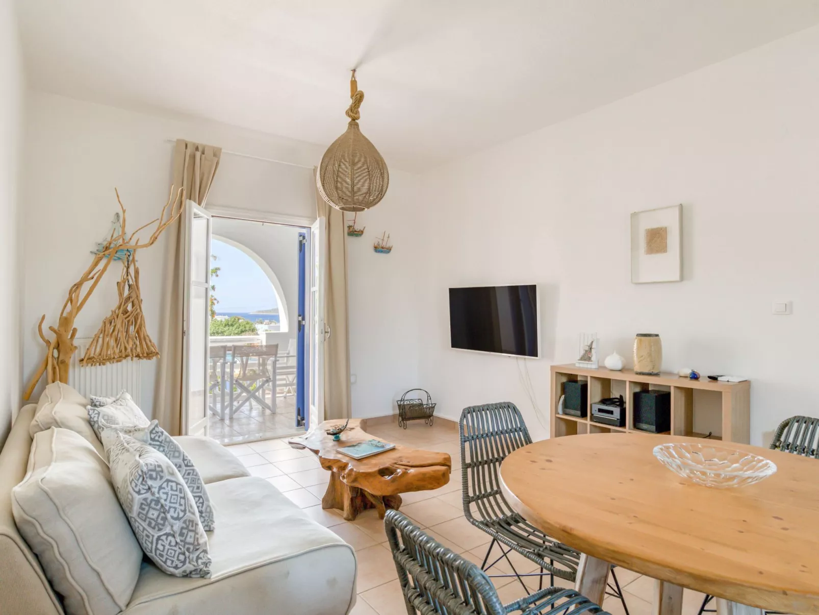 "Casa Lina" geräumig, modern, Dorfzentrum-Binnen