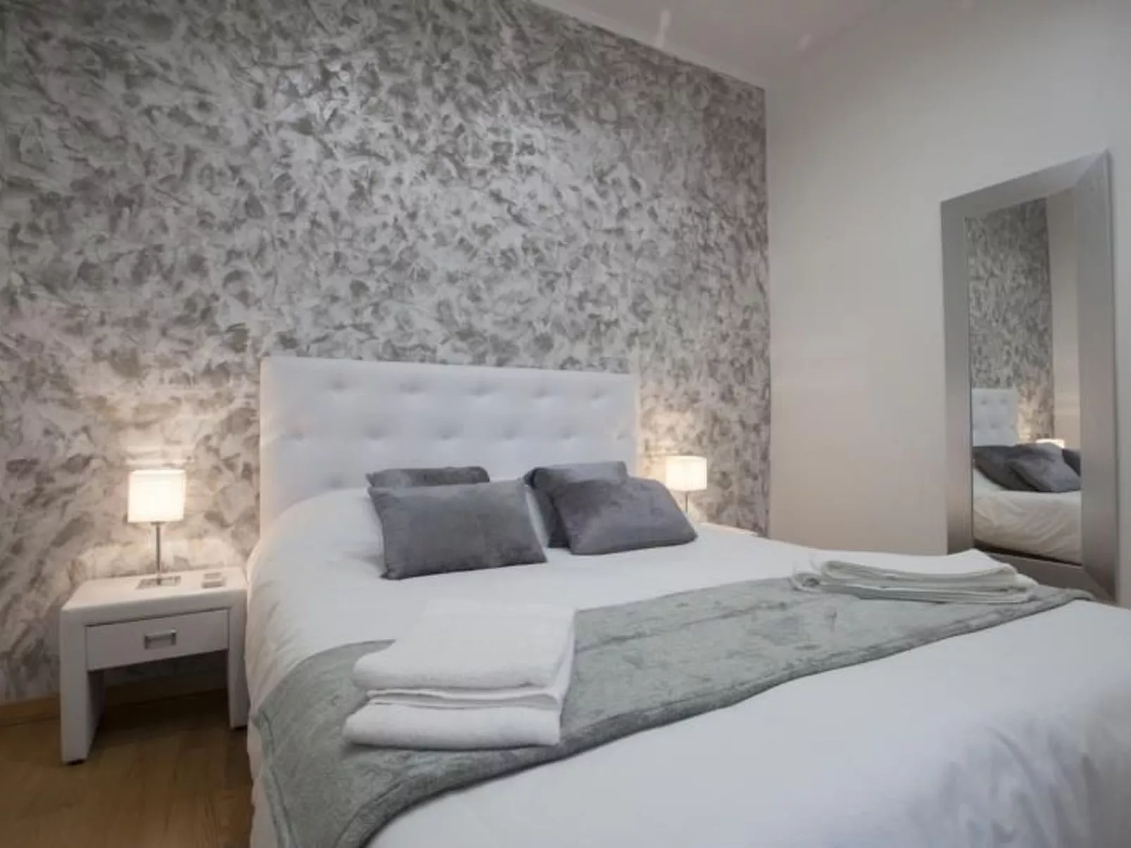 Wohnung "Sagrada Familia" mit Parkplatz-Image-tags.info