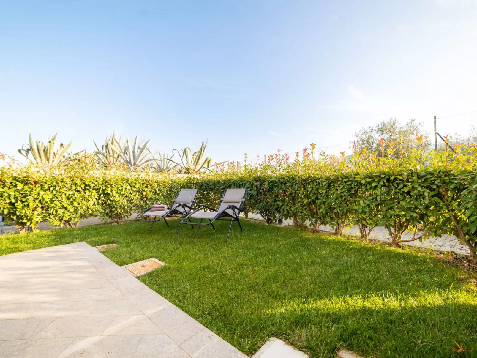 Perla Abernathy - Haus mit Pool und Garten-Buiten