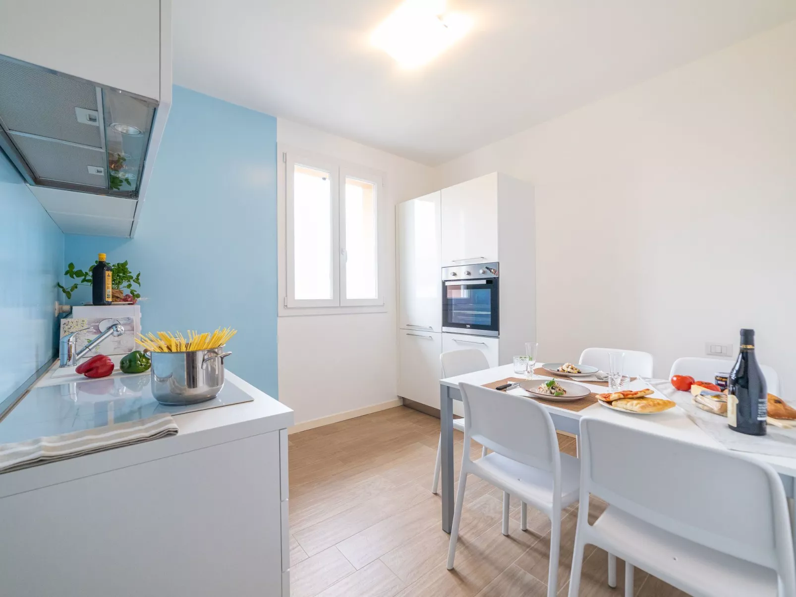 Wohnung mit Balkon-Image-tags.info