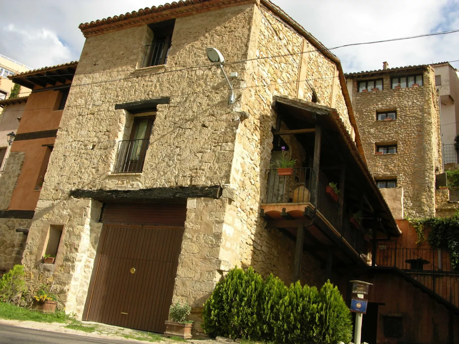 Wohnung Bohílgues, mit Terrasse - Buiten