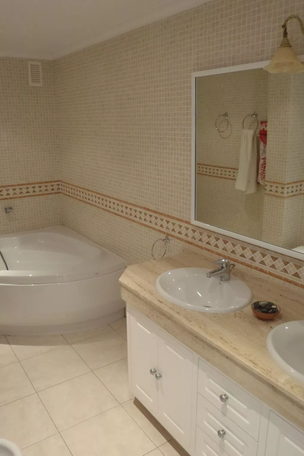 Luxuriöse Ferienwohnung mit Sonnenterrasse-Binnen