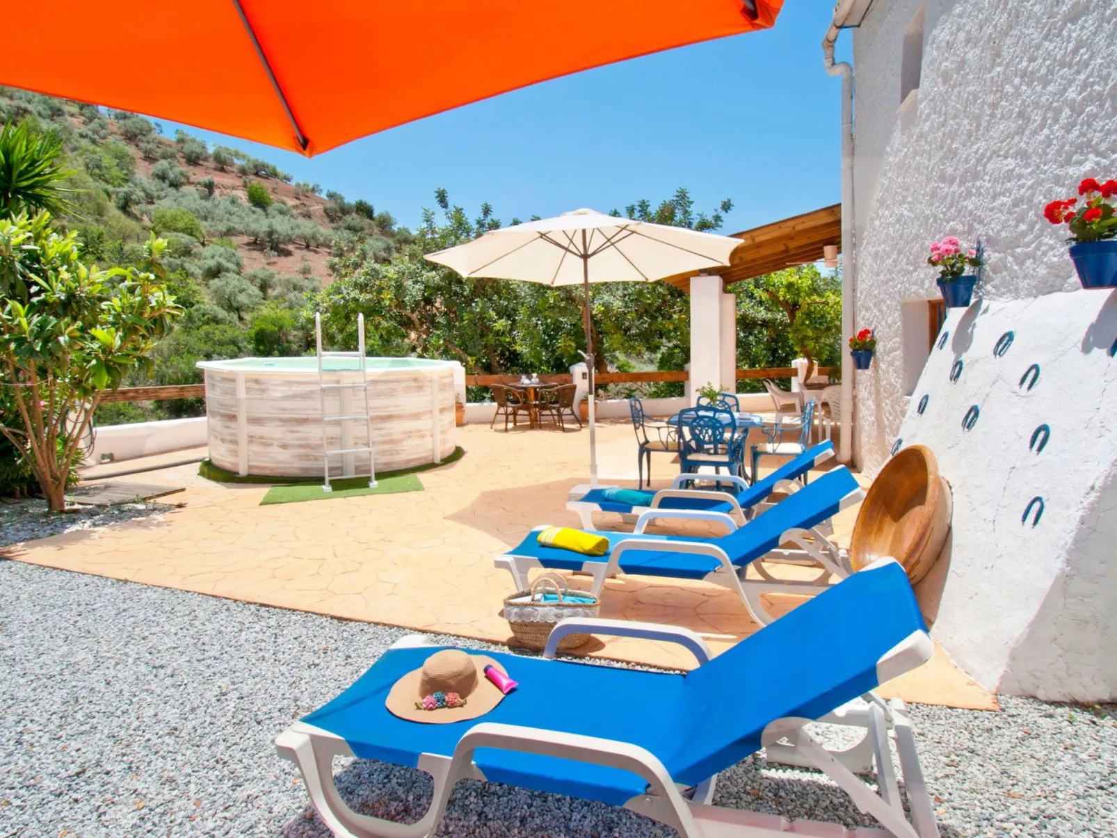 Villa La Zorzalera mit Tauchbecken, Wifi, Klimaanlage-Buiten