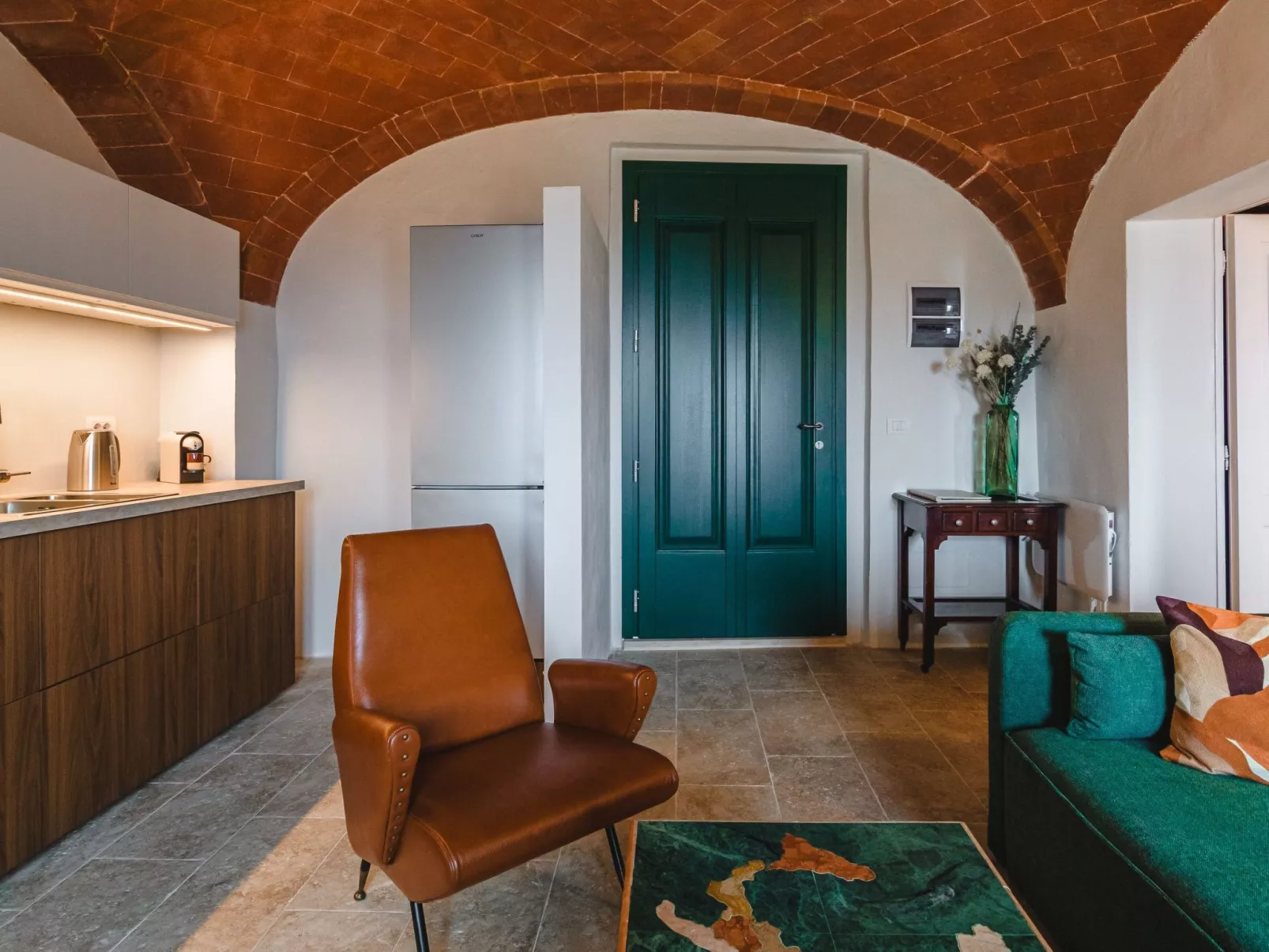 Toskanisches Apartment mit Gewölbedecken und Terrasse-Binnen