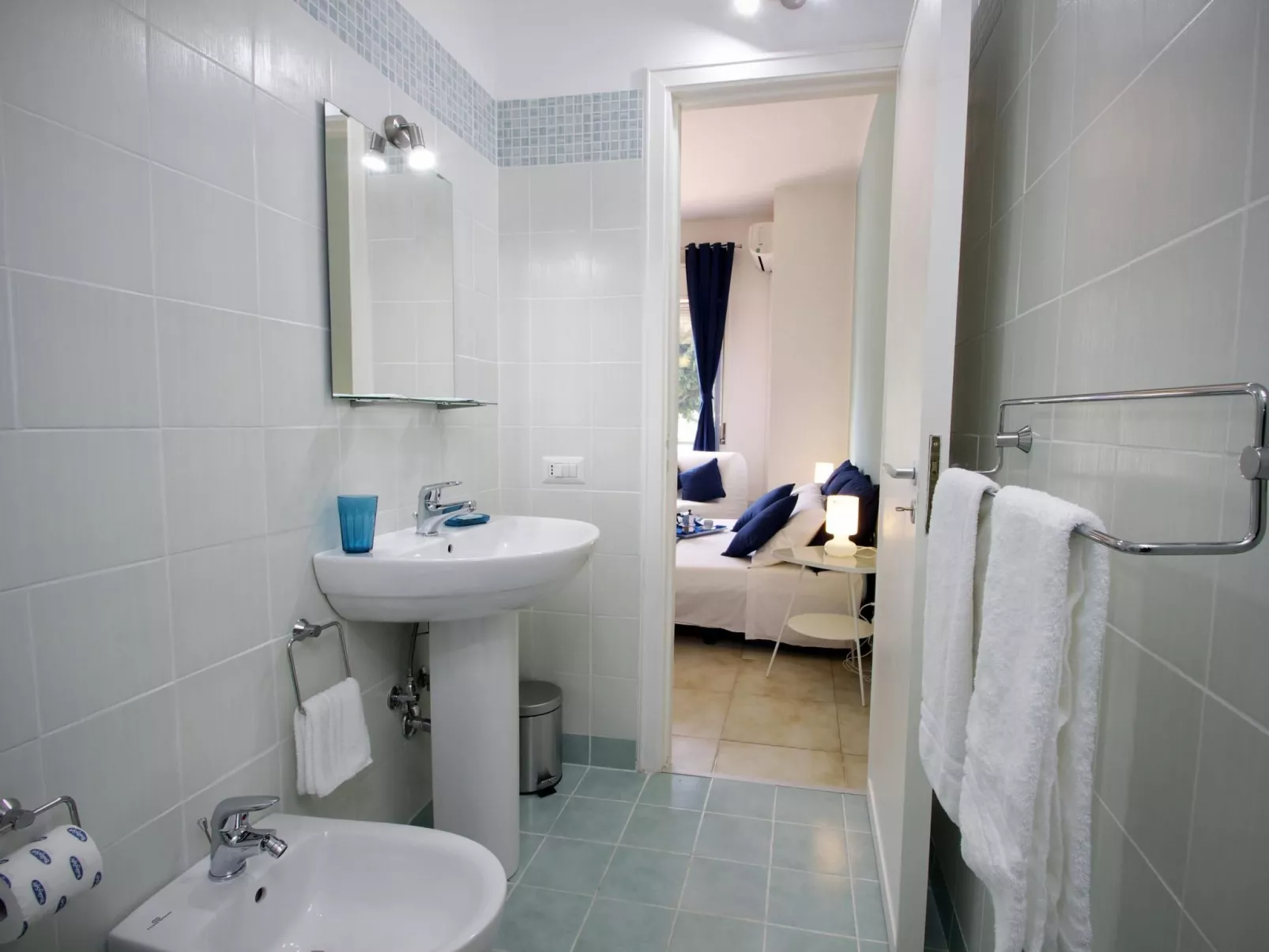 Taormina Studio 001-Image-tags.info