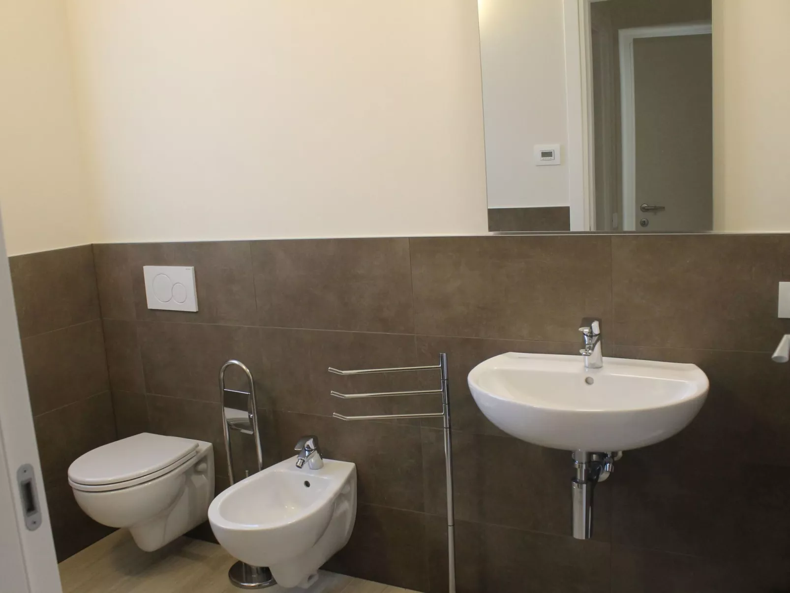 'Vall' mit Privatparkplatz-Binnen