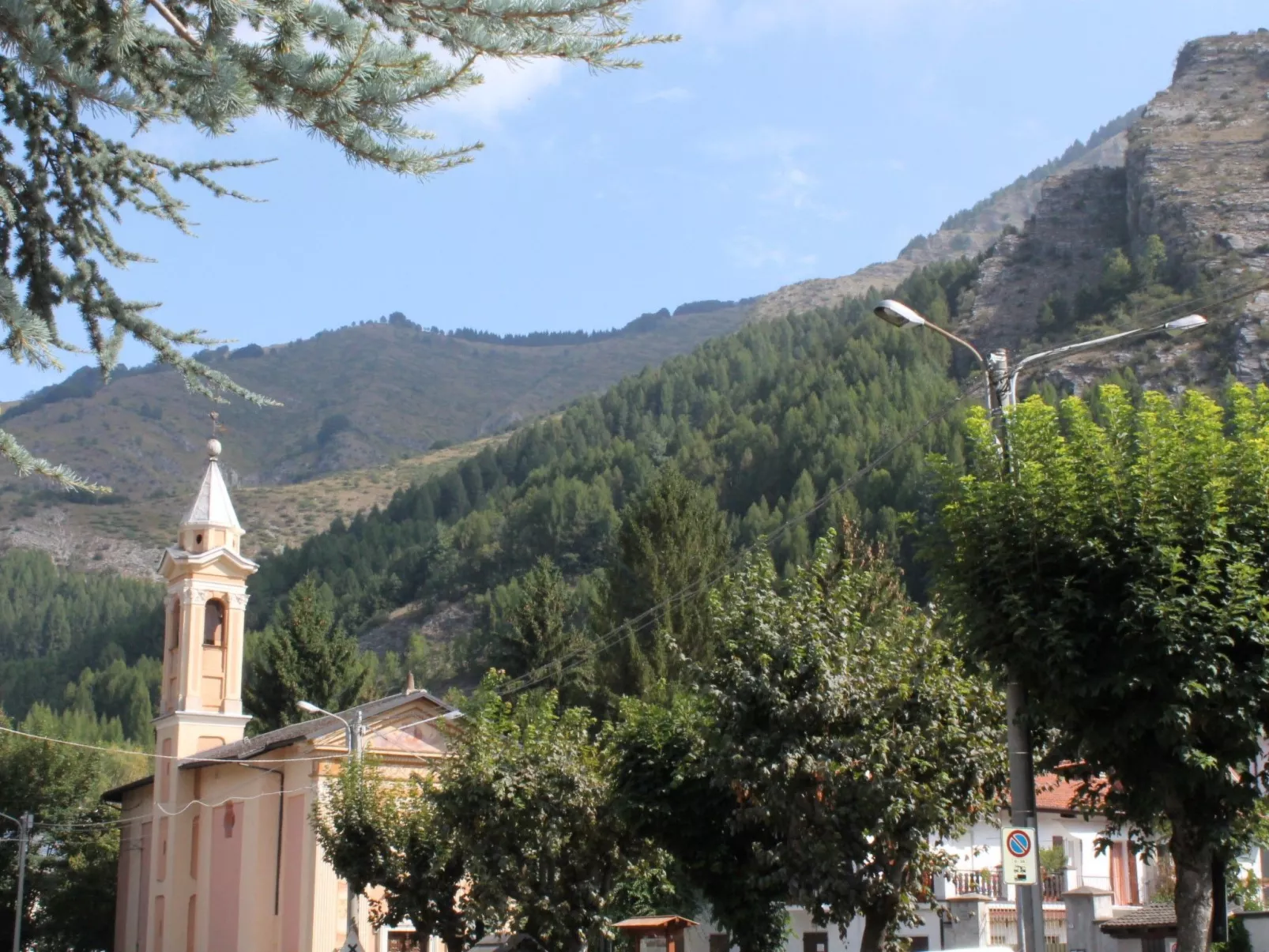 Für 4 Personen ca. 60 m&sup2; in Entracque, Piemont (Provinz Cuneo)-Buiten