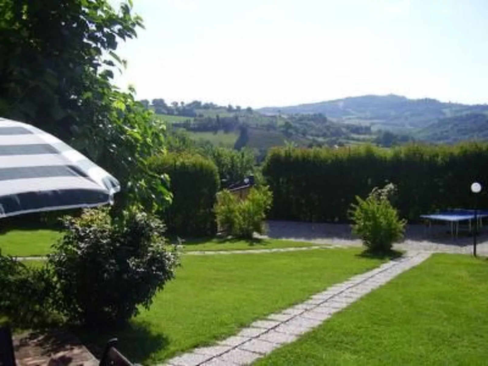 Wohnung 'Girasole' mit Schwimmbad-Buiten