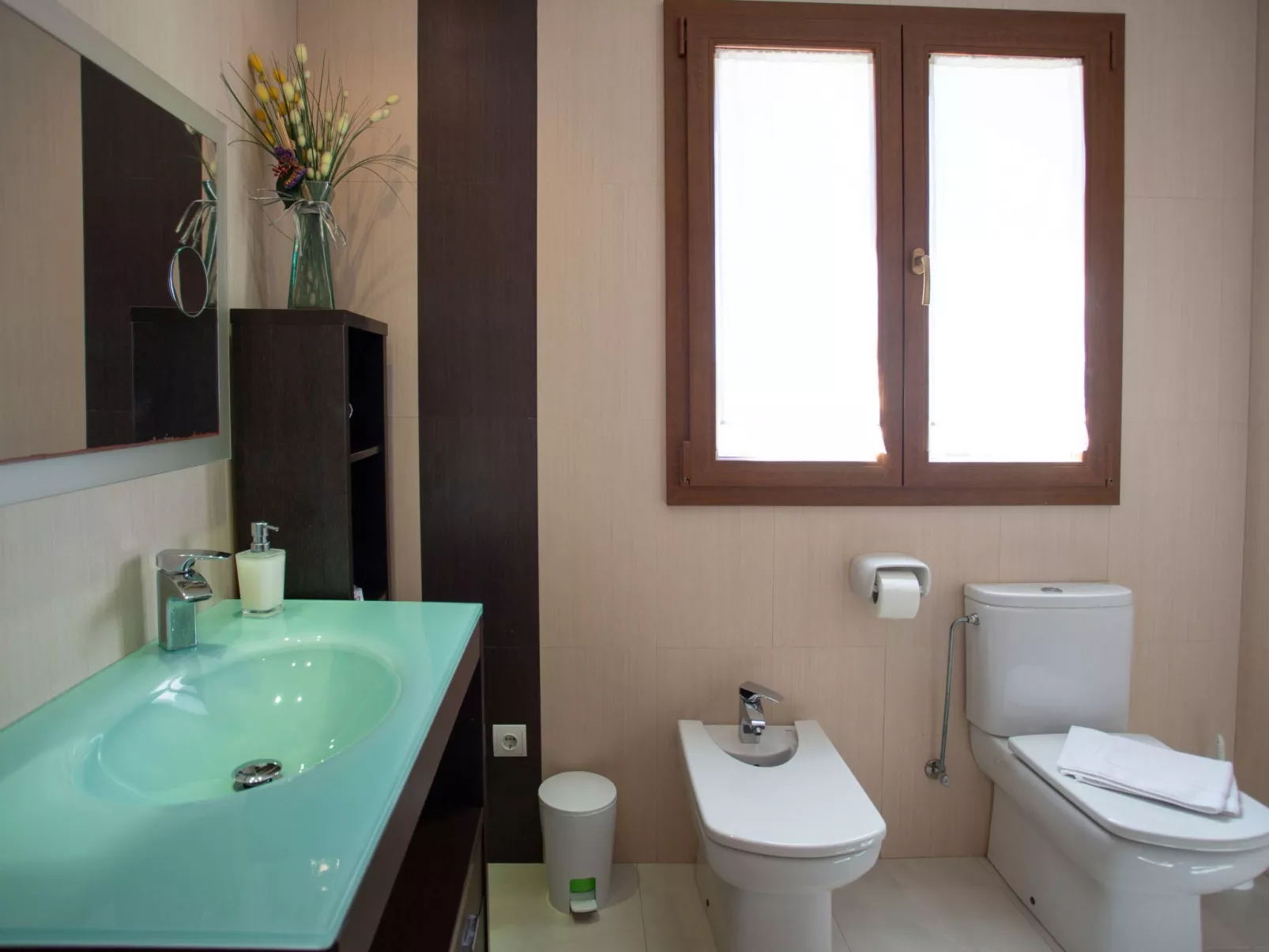 Can Vanrell, mit Schwimmbad, Jacuzzi und Rasenfläche.-Binnen