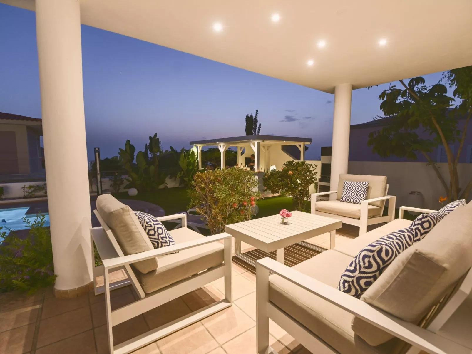 In Adeje mit privatem Pool-Binnen