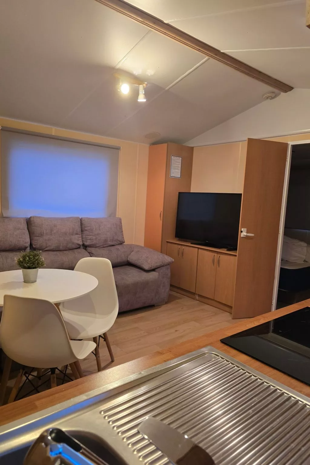 Bungalow Buda Strand-Image-tags.info