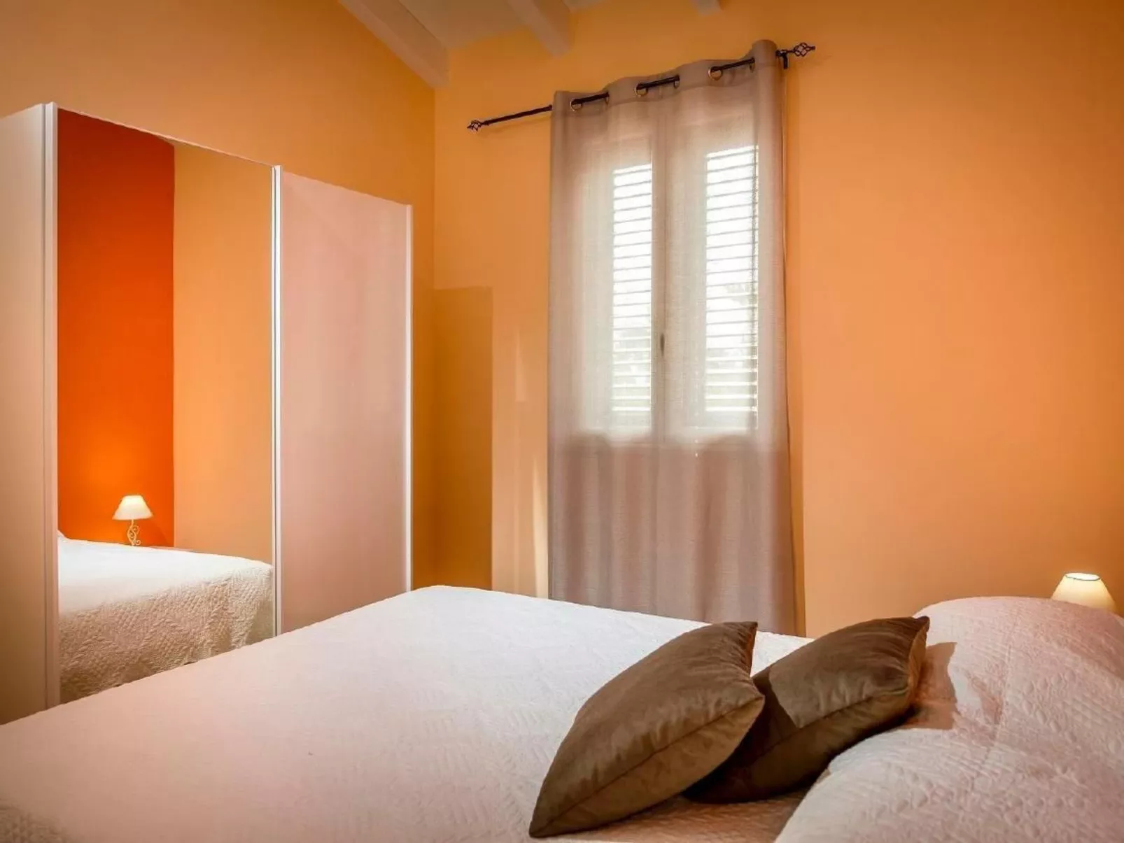 "Mare e Monti" mit eigenem Pool-Binnen