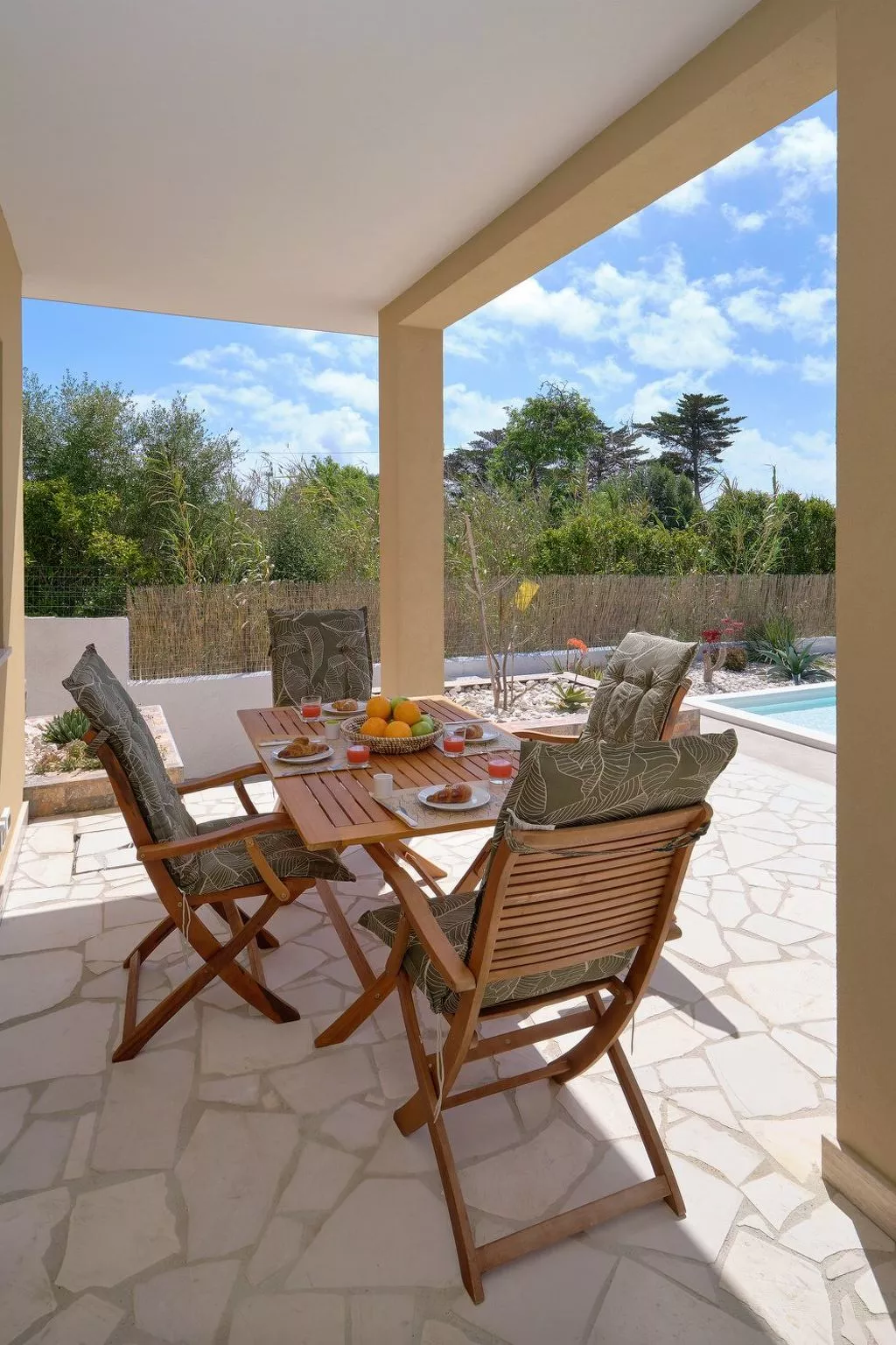 Villa Teti, mit Schwimmbad und in der Nähe des Strandes-Buiten