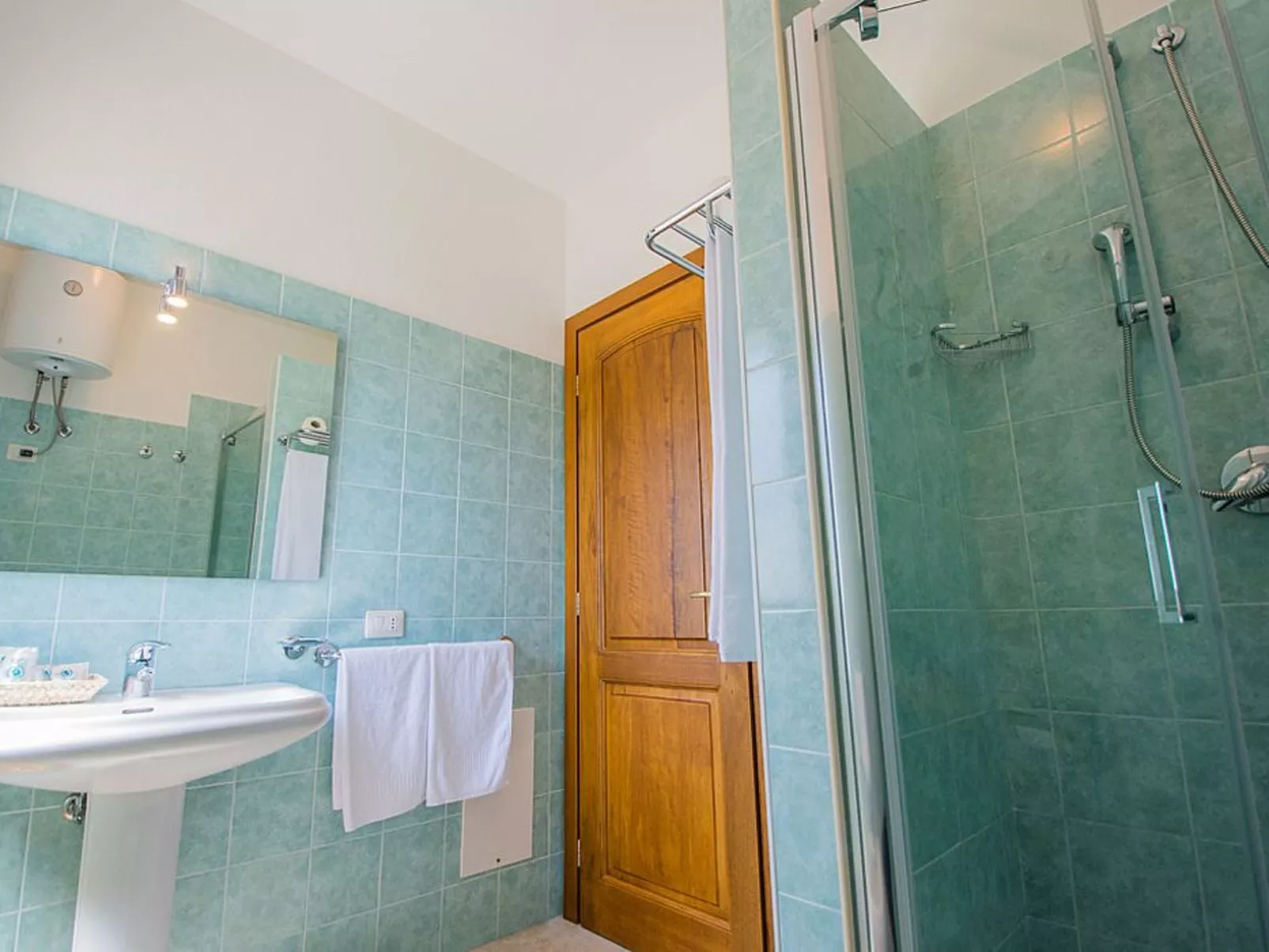 Apt. Orosei 4A, mit gemeinsamem Schwimmbad-Image-tags.info