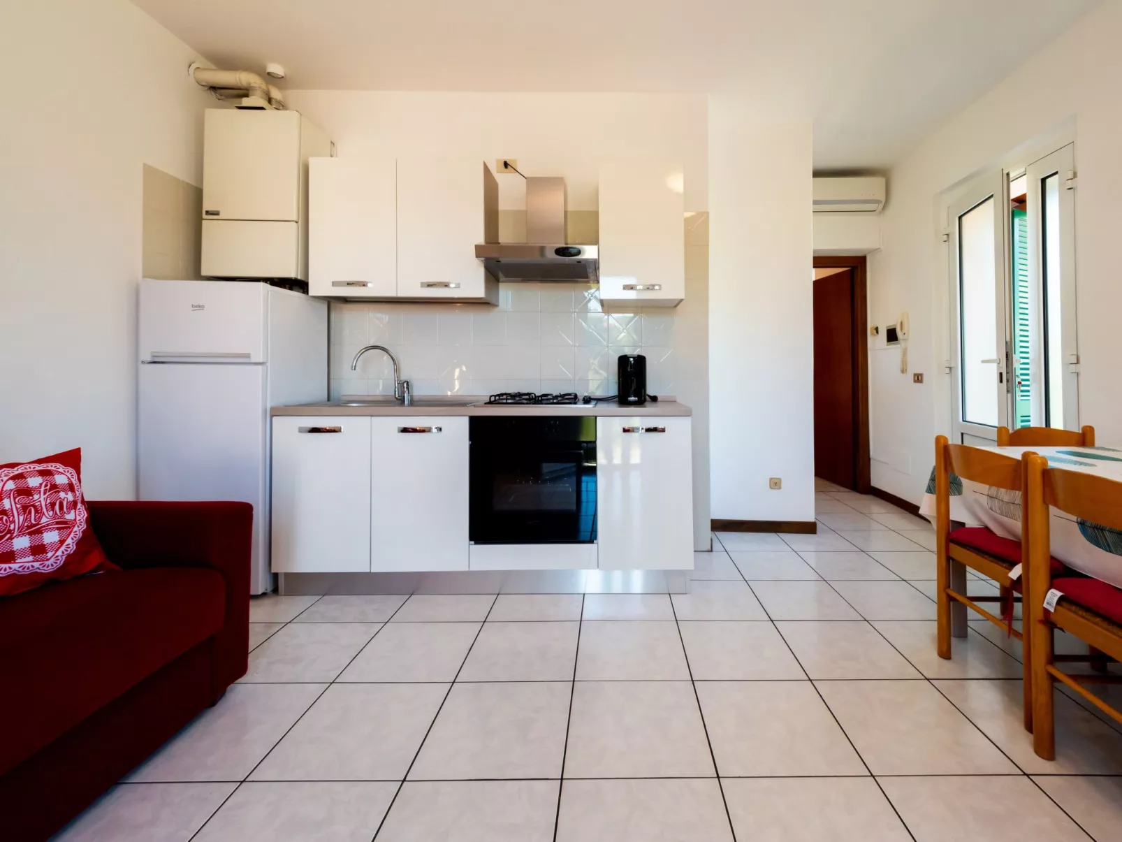 Ruby Ein-Schlafzimmer-Apartment-Binnen