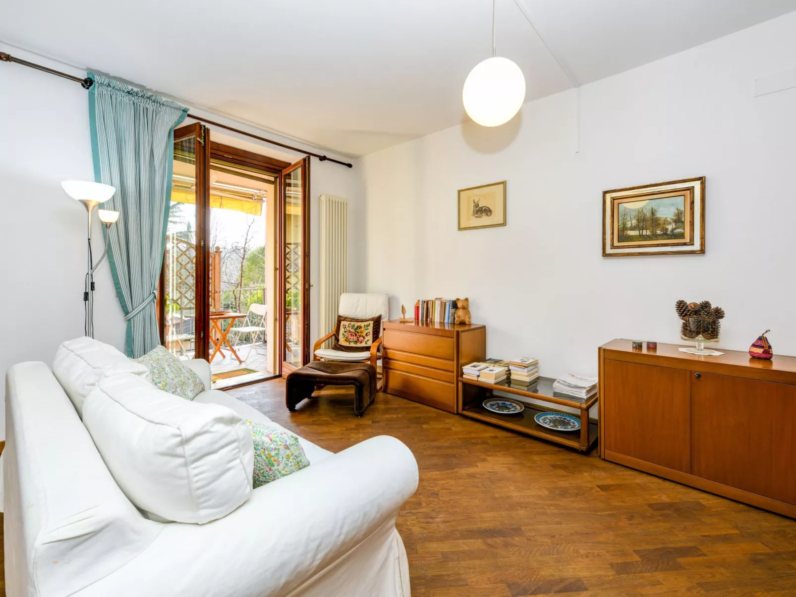 'Silvia2' mit privatem Balkon-Binnen