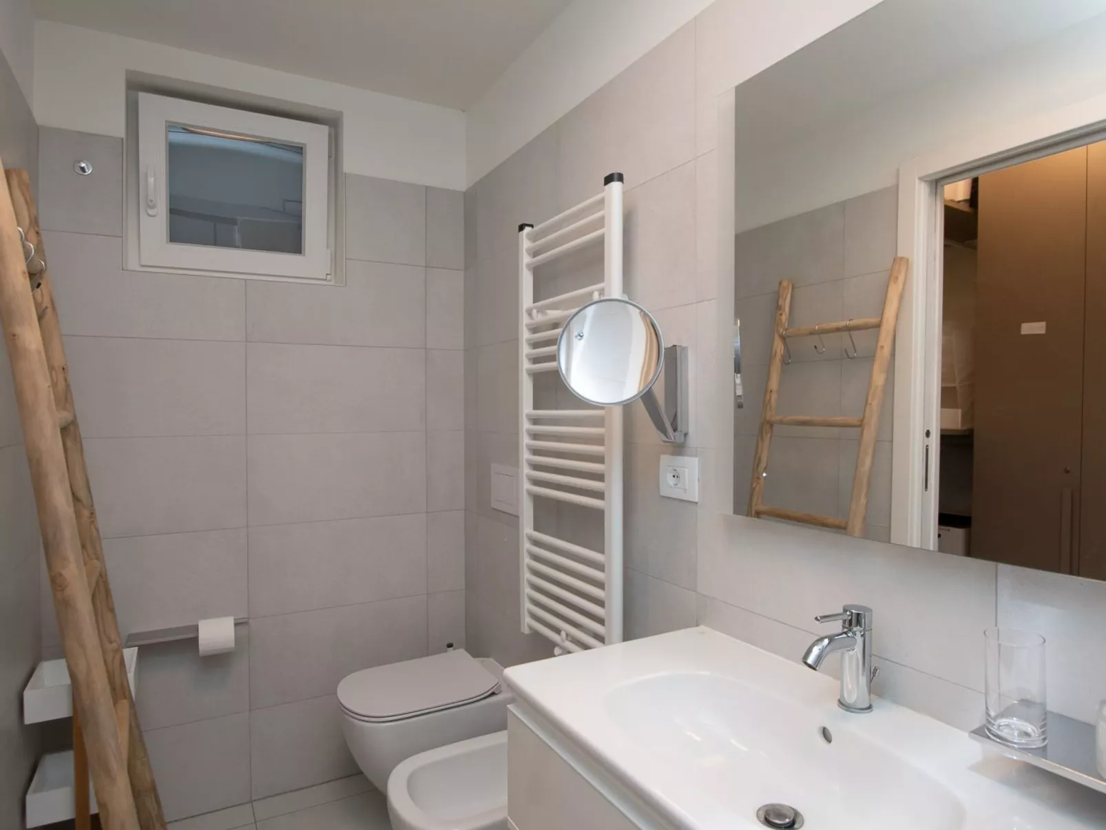 Luce Di Mare Wohnung - Binnen