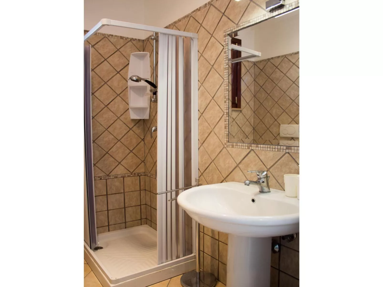 Für 5 Personen ca. 70 m&sup2; in Castro in Apulien, Apulien (Provinz Lecce)-Binnen