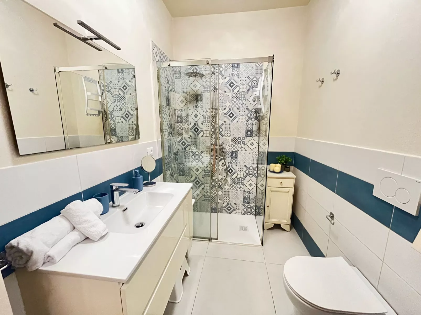 Lucevan le stelle von Holiday World-Binnen