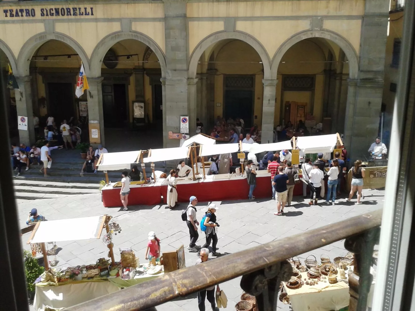 Stilvolle Wohnung mit Whirlpool in einem Renaissance-Palazzo mitten in Cortona-Buiten