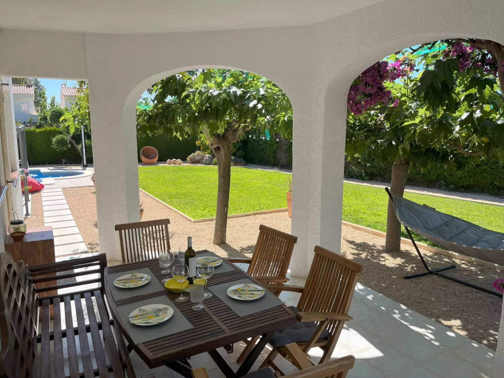 Mit Privatpool in El Casalot-Buiten