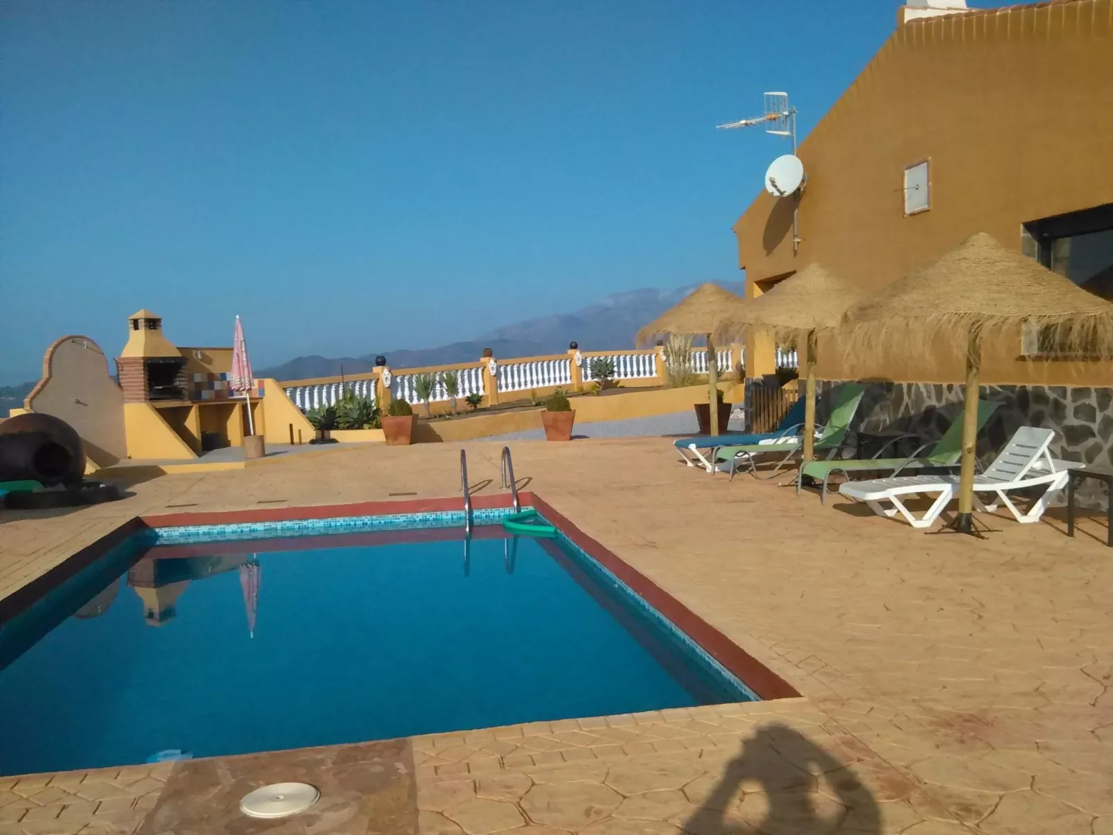 "Villa Calena" mit Garten-Buiten