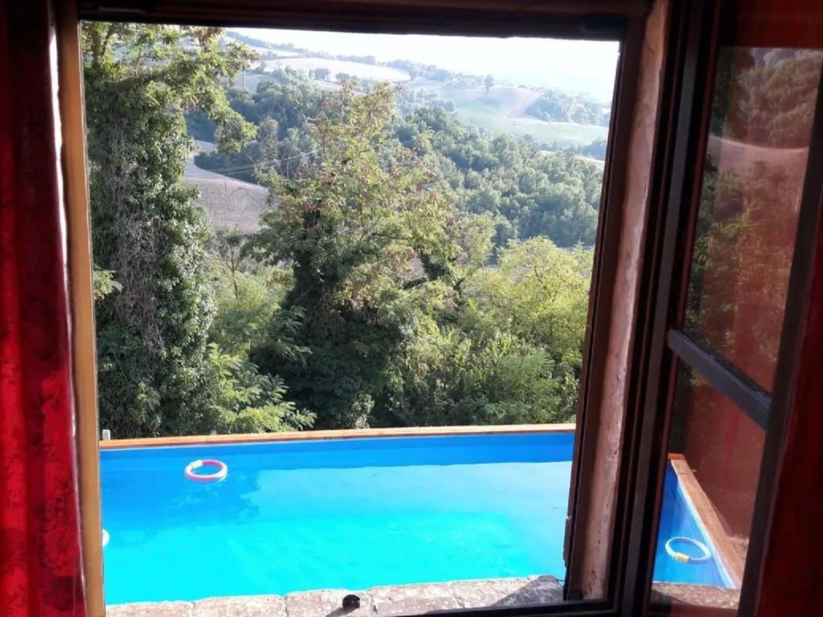 Landhaus mit einer atemberaubenden Aussicht,-Image-tags.info