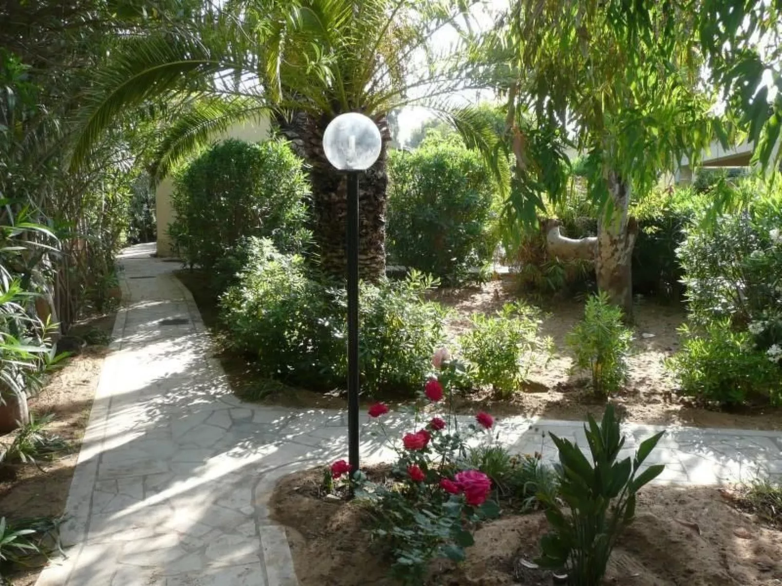 La Perla 9-Image-tags.info