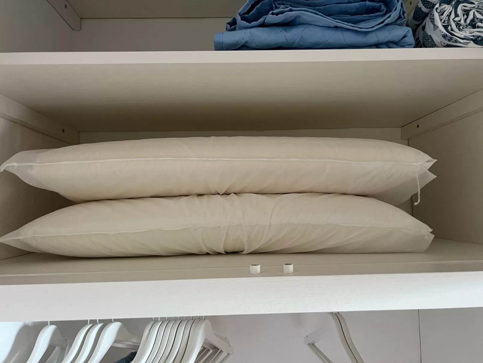 Blue Dawn. Eindrucksvolle Meersicht Coda Cavallo-Binnen