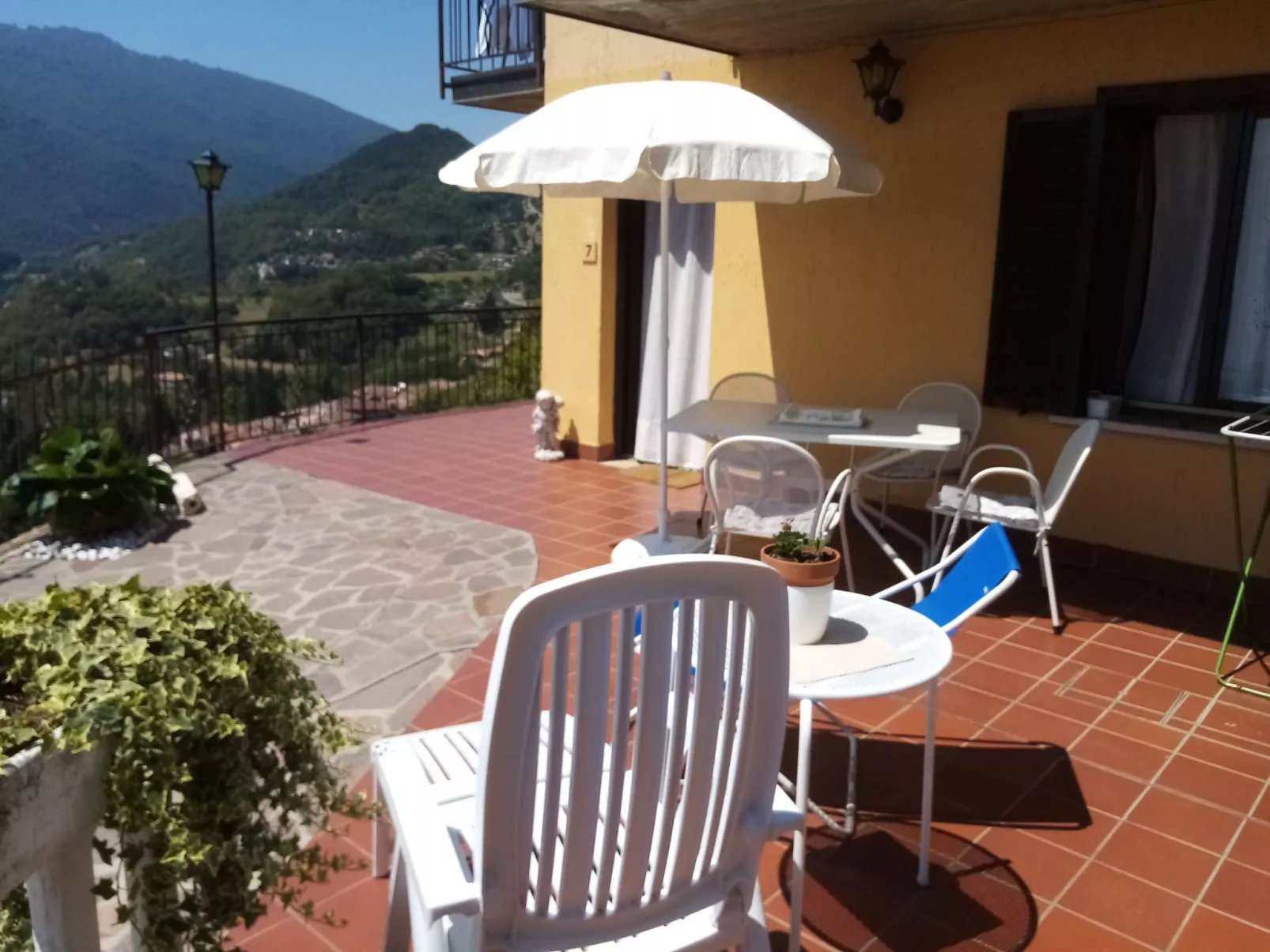 Wohnung 'Stella del Garda'-Buiten