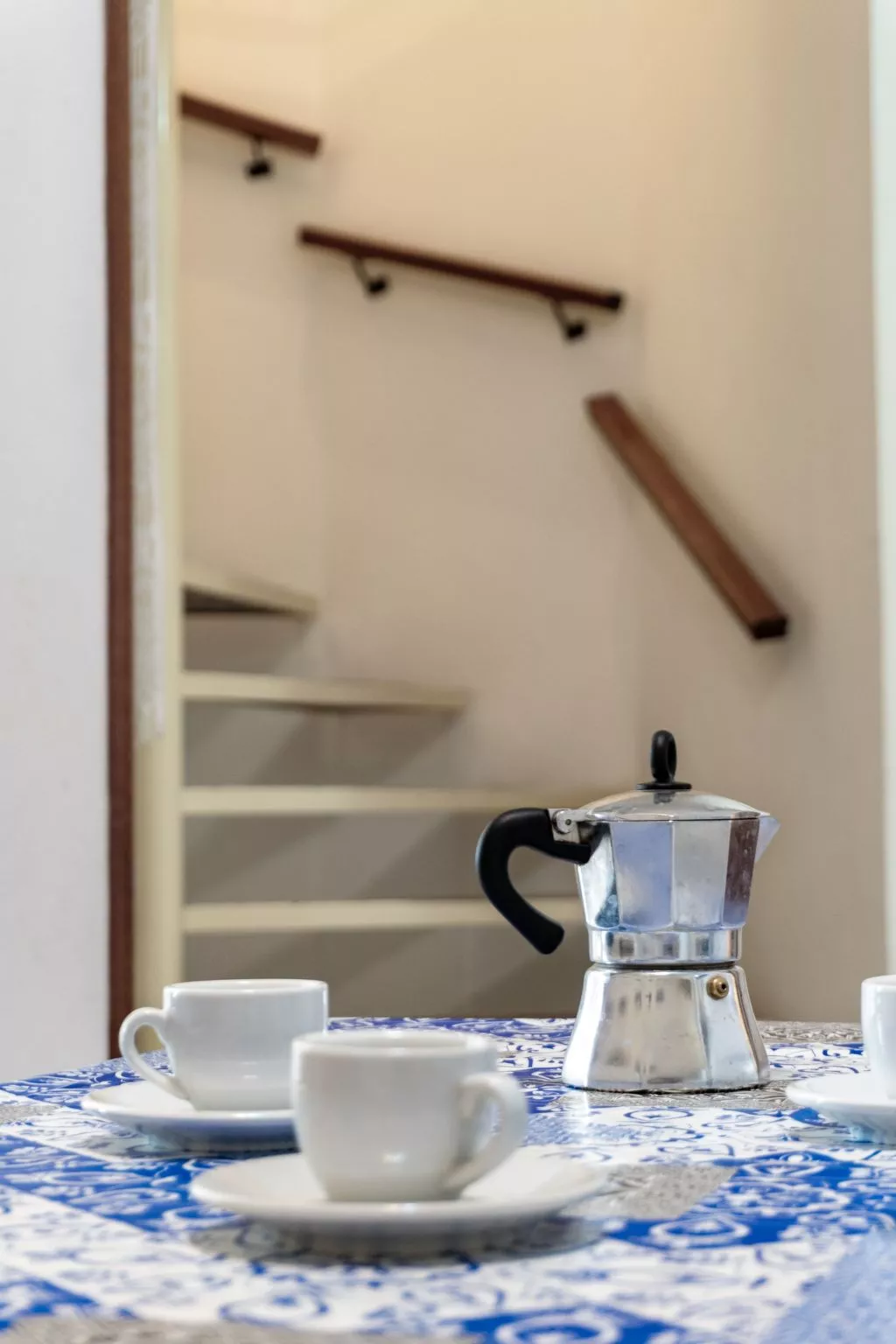 "Ollimpia 82"-Binnen