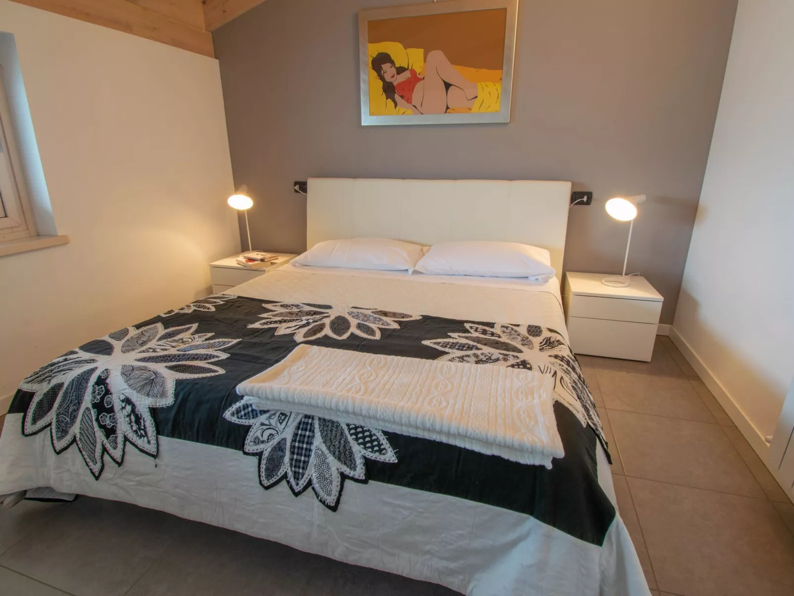 Terrazza a Lago - Dreizimmerwohnung mit Terrasse und Schwimmbad-Binnen