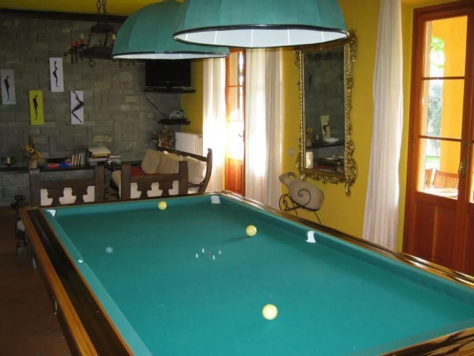 Tolles Ferienhaus in Pian Di Scò mit Privatem Pool und Panoramablick-Binnen