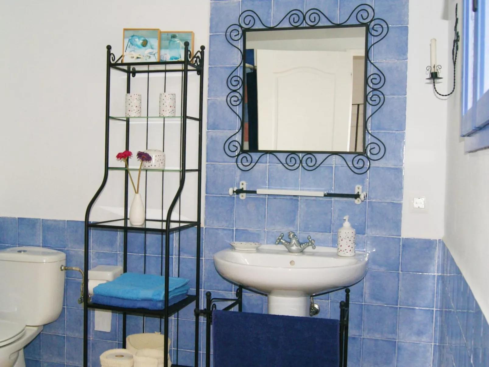 Typisches Haus im Zentrum des Barrio Morisco-Binnen